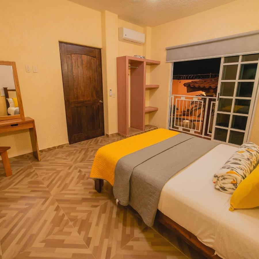 Primavera Suites Zihuatanejo Bagian luar foto
